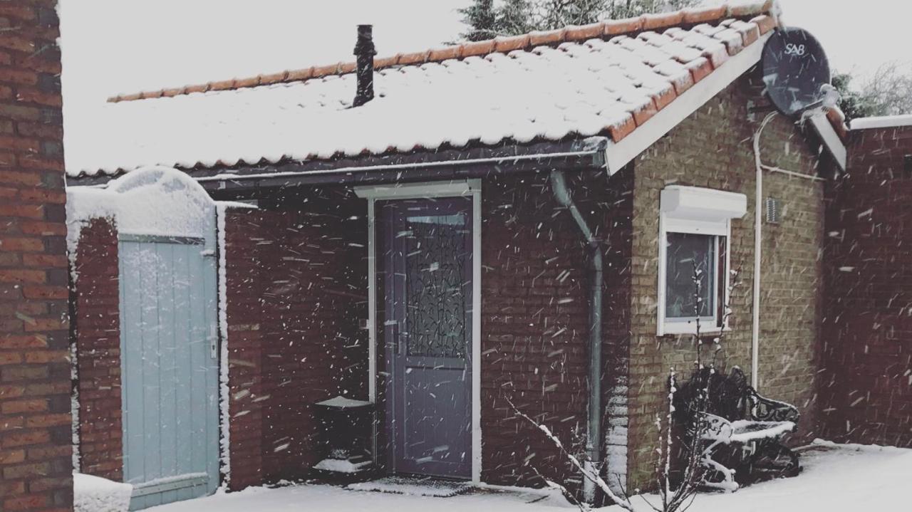 Slapen Bij De Zeeuwse Lala Panzió IJzendijke Kültér fotó