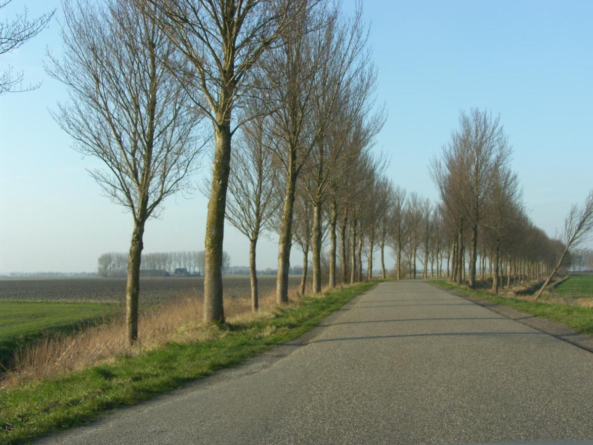 Slapen Bij De Zeeuwse Lala Panzió IJzendijke Kültér fotó